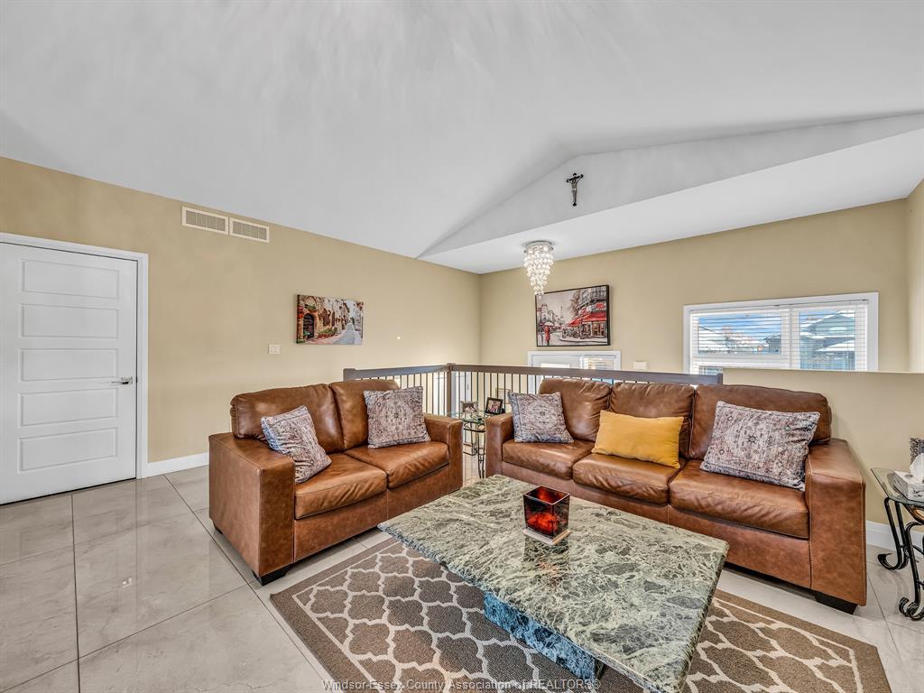 390 Welsh, Amherstburg, ON