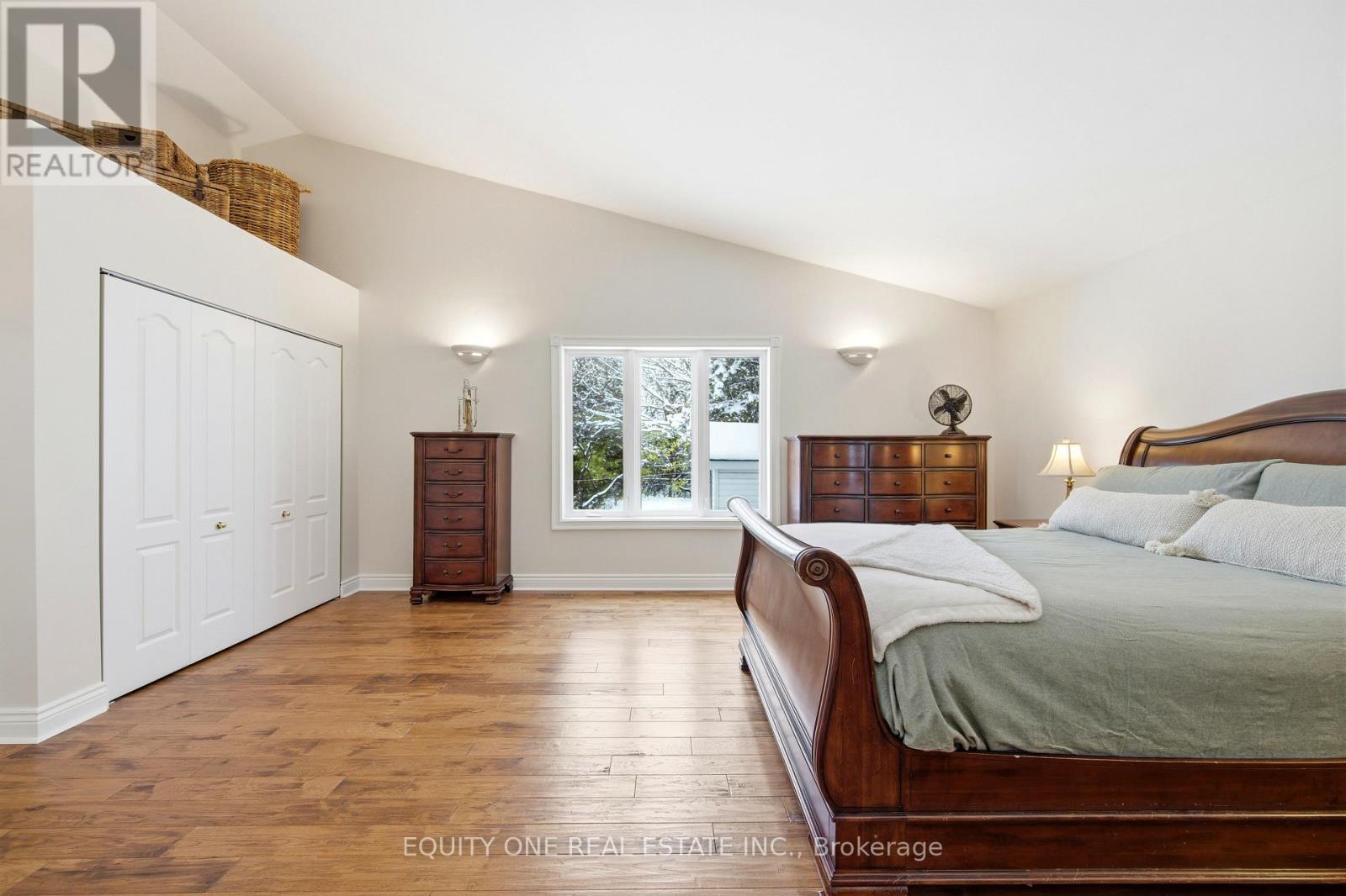 17 Savage Drive, Ottawa, ON - Indoor Photo Showing Bedroom
