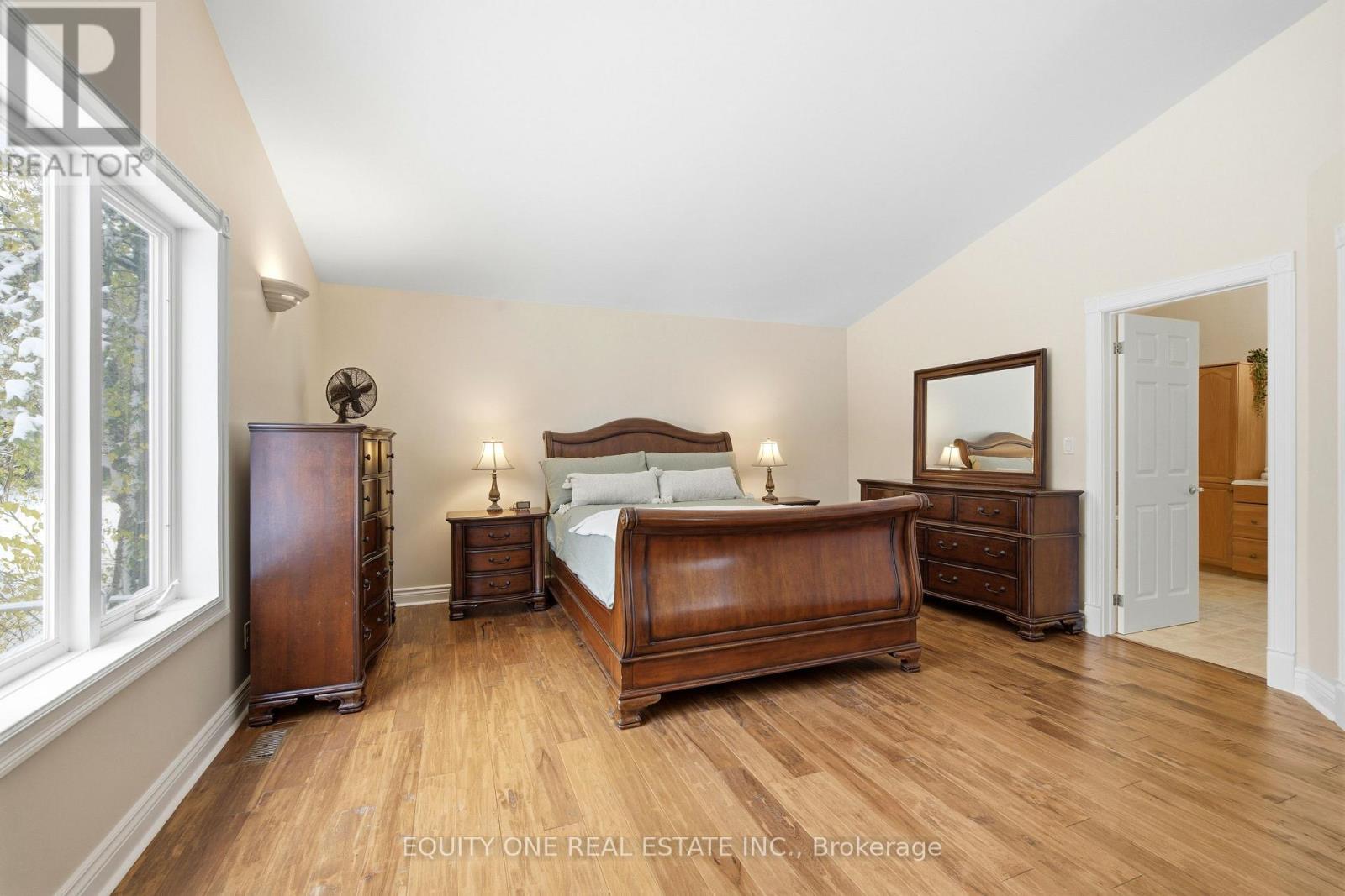 17 Savage Drive, Ottawa, ON - Indoor Photo Showing Bedroom