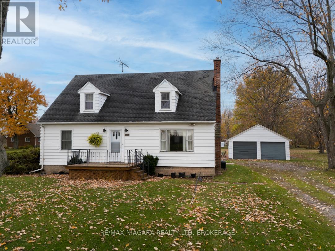 3393 Hwy 3 Road E, Port Colborne (Sherkston), ON - Outdoor With Deck Patio Veranda