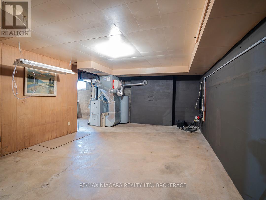 3393 Hwy 3 Road E, Port Colborne (Sherkston), ON - Indoor