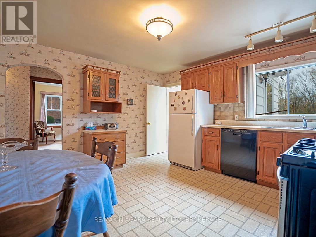 3393 Hwy 3 Road E, Port Colborne (Sherkston), ON - Indoor