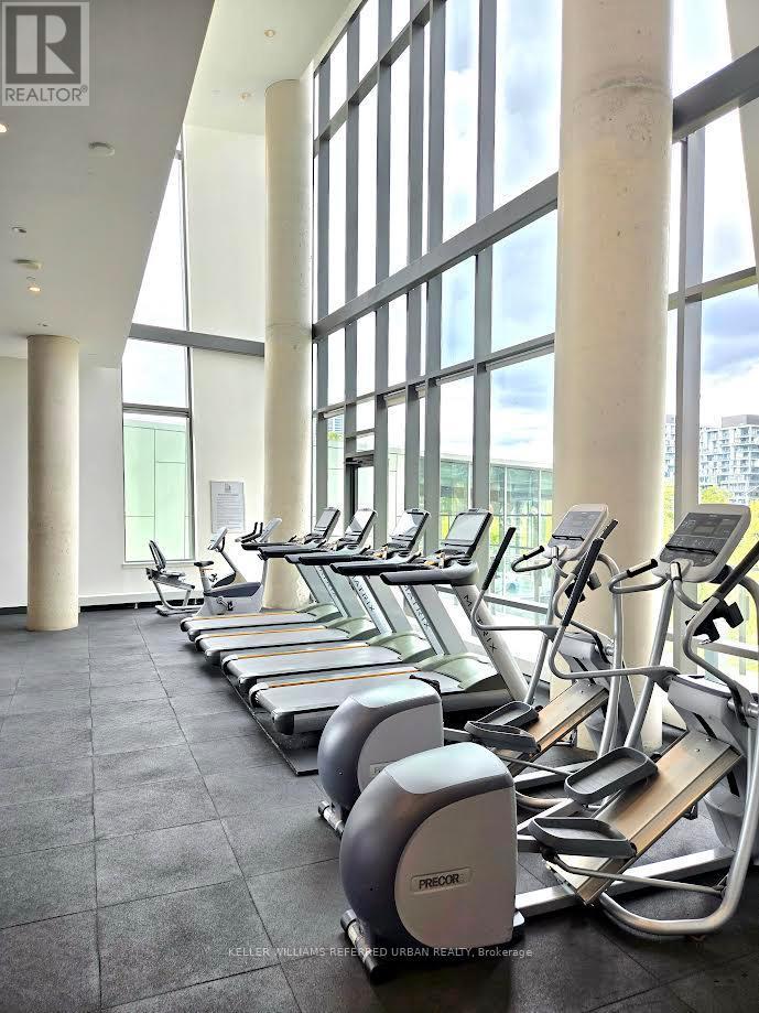 1204 - 170 Fort York Boulevard, Toronto, ON - Indoor Photo Showing Gym Room