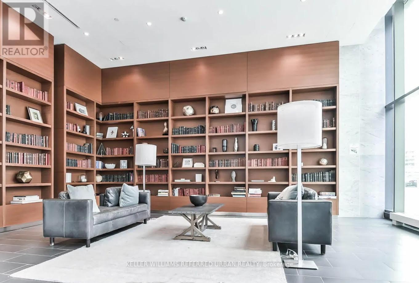 1204 - 170 Fort York Boulevard, Toronto, ON - Indoor Photo Showing Other Room