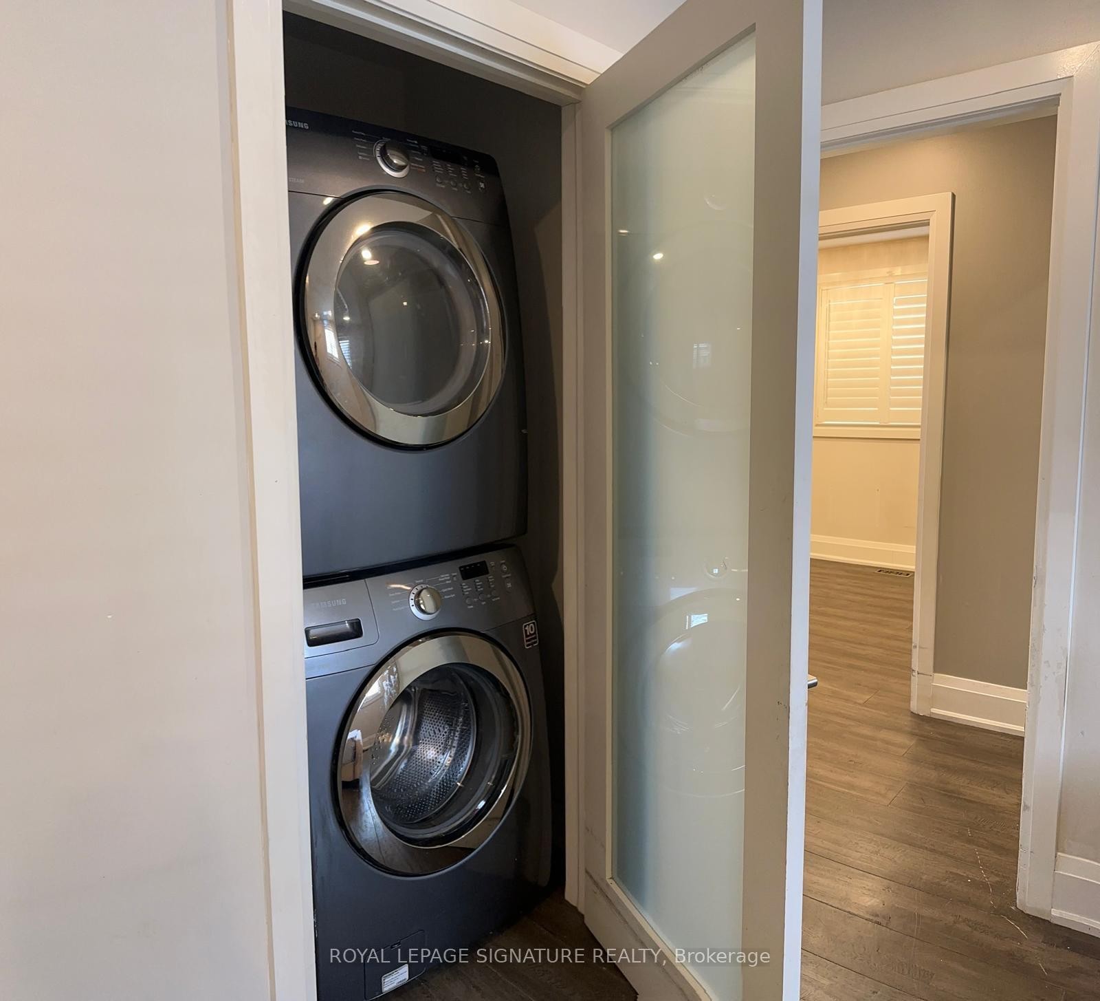 890 Maple Avenue, Milton, ON - Indoor Photo Showing Laundry Room