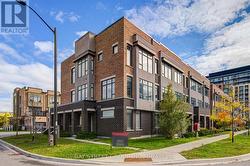 187 SALTERTON CIRCLE Vaughan, ON L6A 4Z2