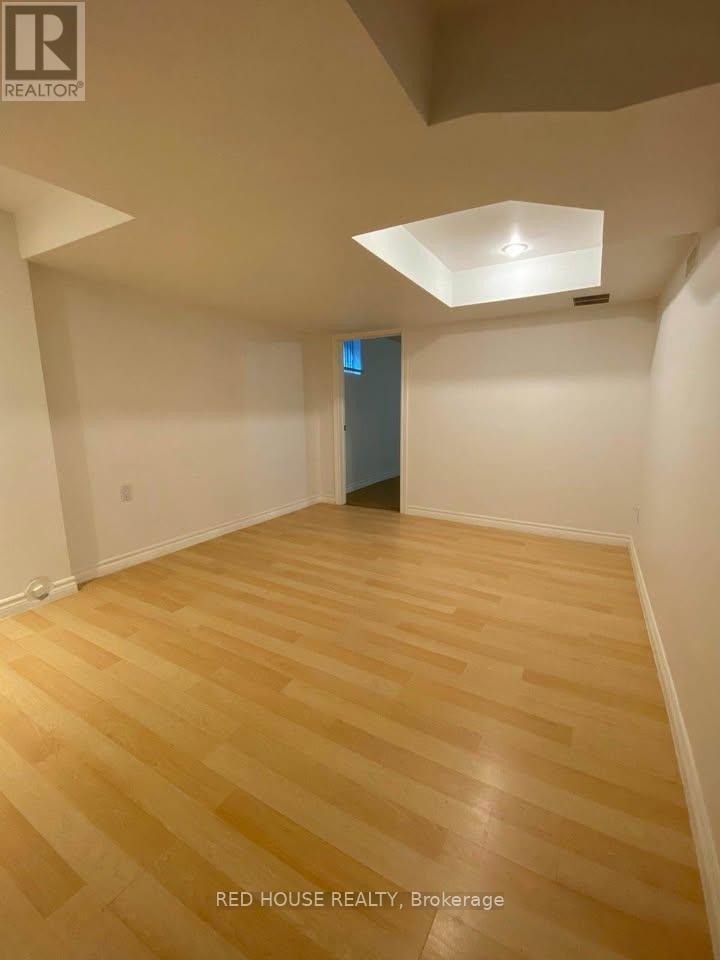 518 Meadows Boulevard, Mississauga, ON - Indoor Photo Showing Other Room