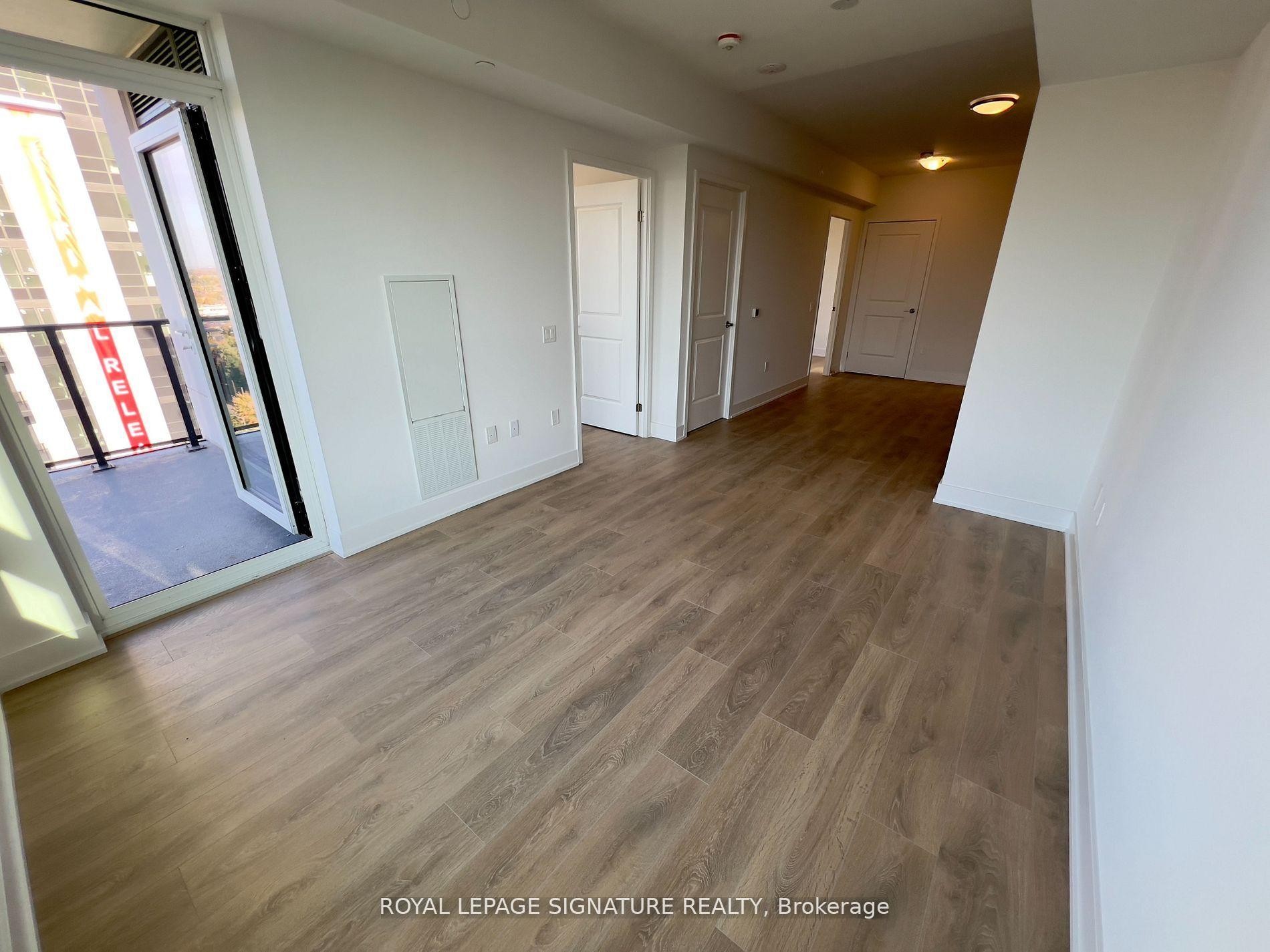 1407-202 Burnhamthorpe Road E, Mississauga, ON - Indoor Photo Showing Other Room