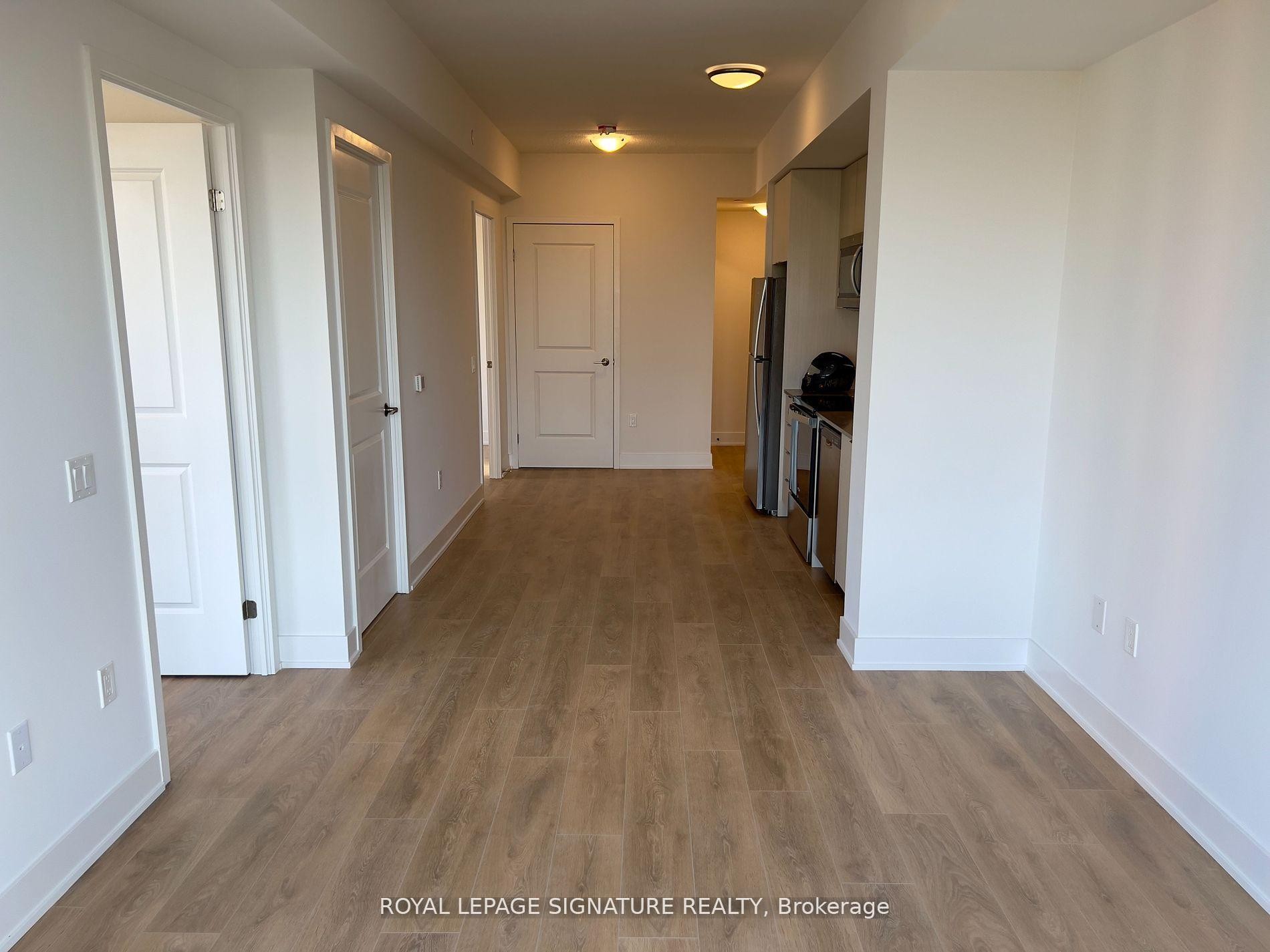 1407-202 Burnhamthorpe Road E, Mississauga, ON - Indoor Photo Showing Other Room