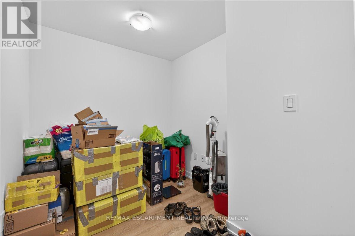 428 - 470 Dundas Street E, Hamilton, ON - Indoor Photo Showing Other Room