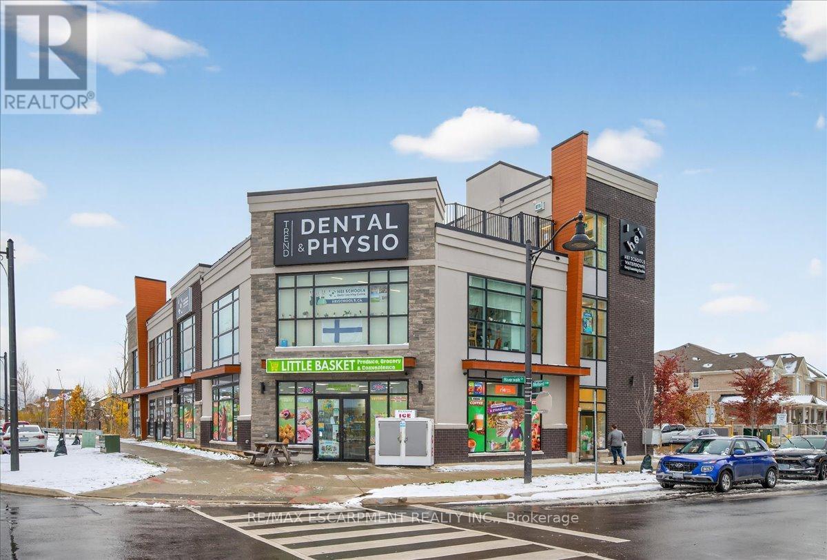 428 - 470 Dundas Street E, Hamilton, ON - Outdoor