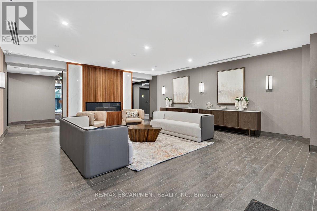 428 - 470 Dundas Street E, Hamilton, ON - Indoor Photo Showing Other Room