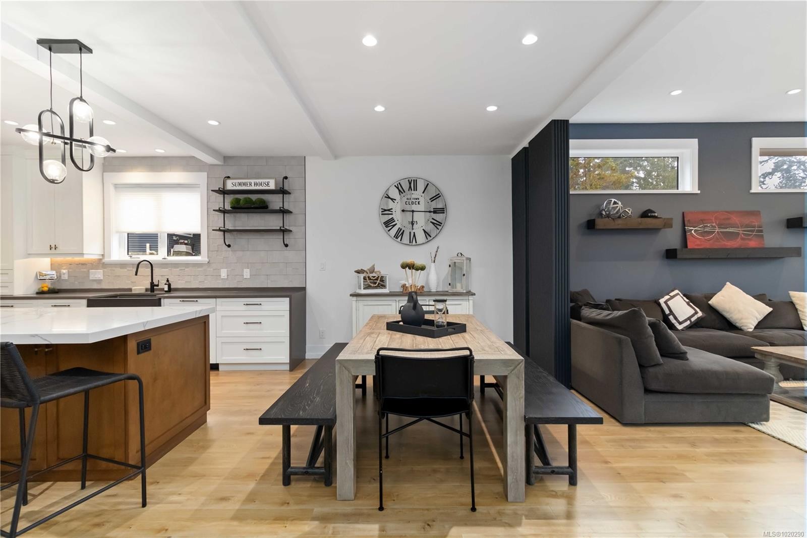 2710 Moncur Rd, Shawnigan Lake, BC