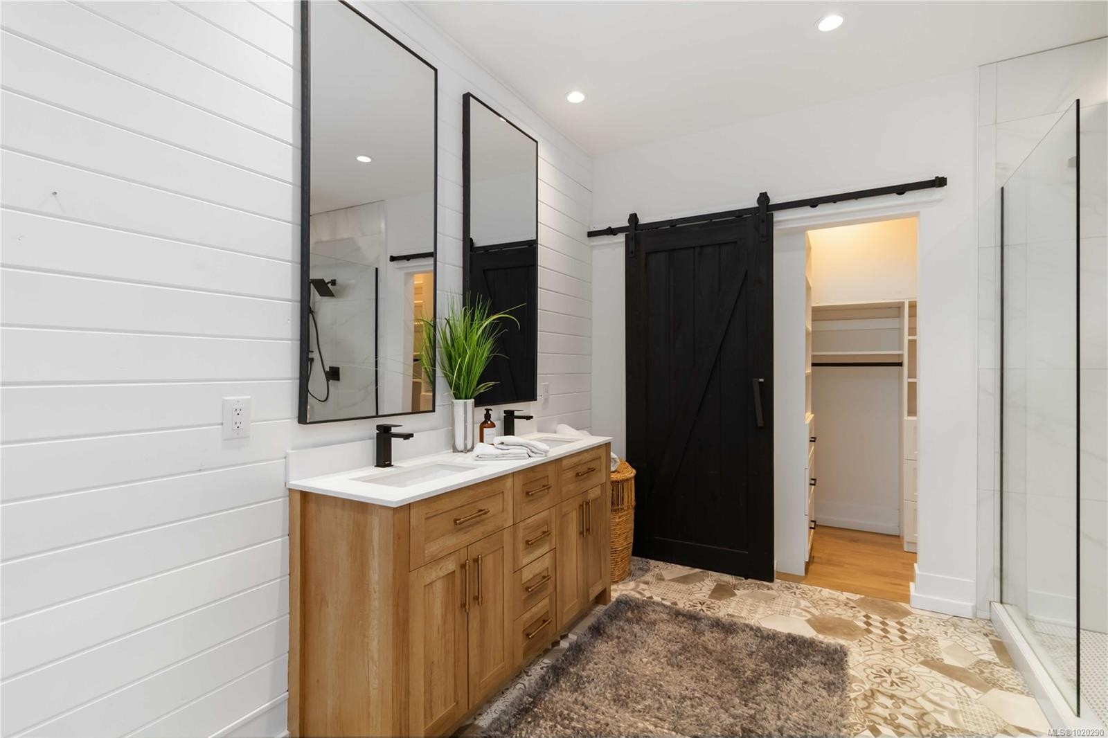 2710 Moncur Rd, Shawnigan Lake, BC