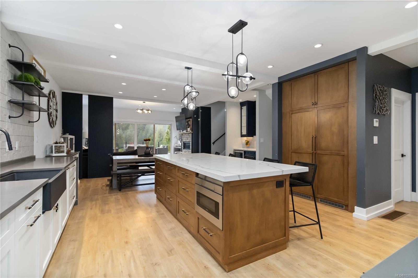 2710 Moncur Rd, Shawnigan Lake, BC