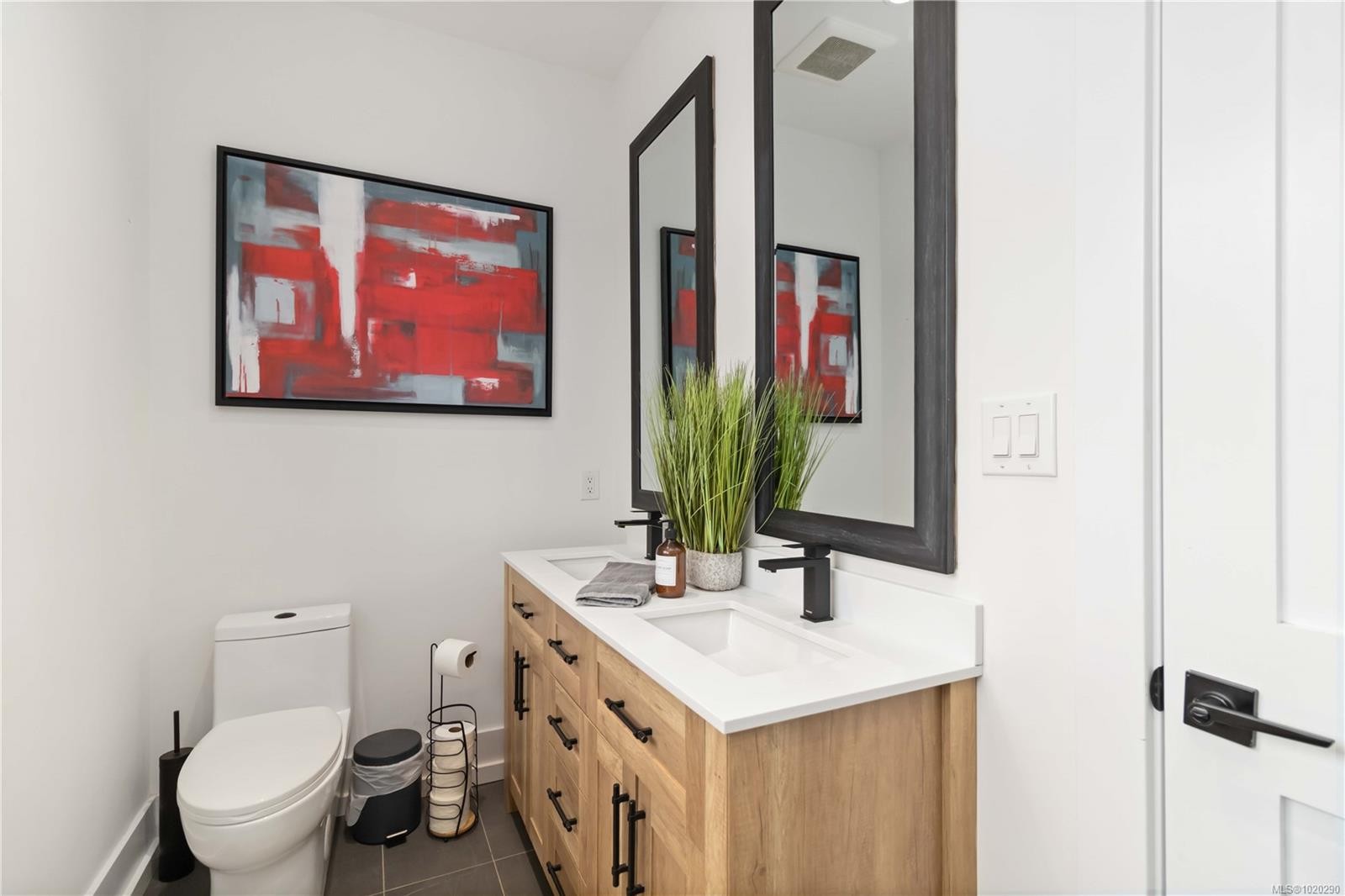 2710 Moncur Rd, Shawnigan Lake, BC