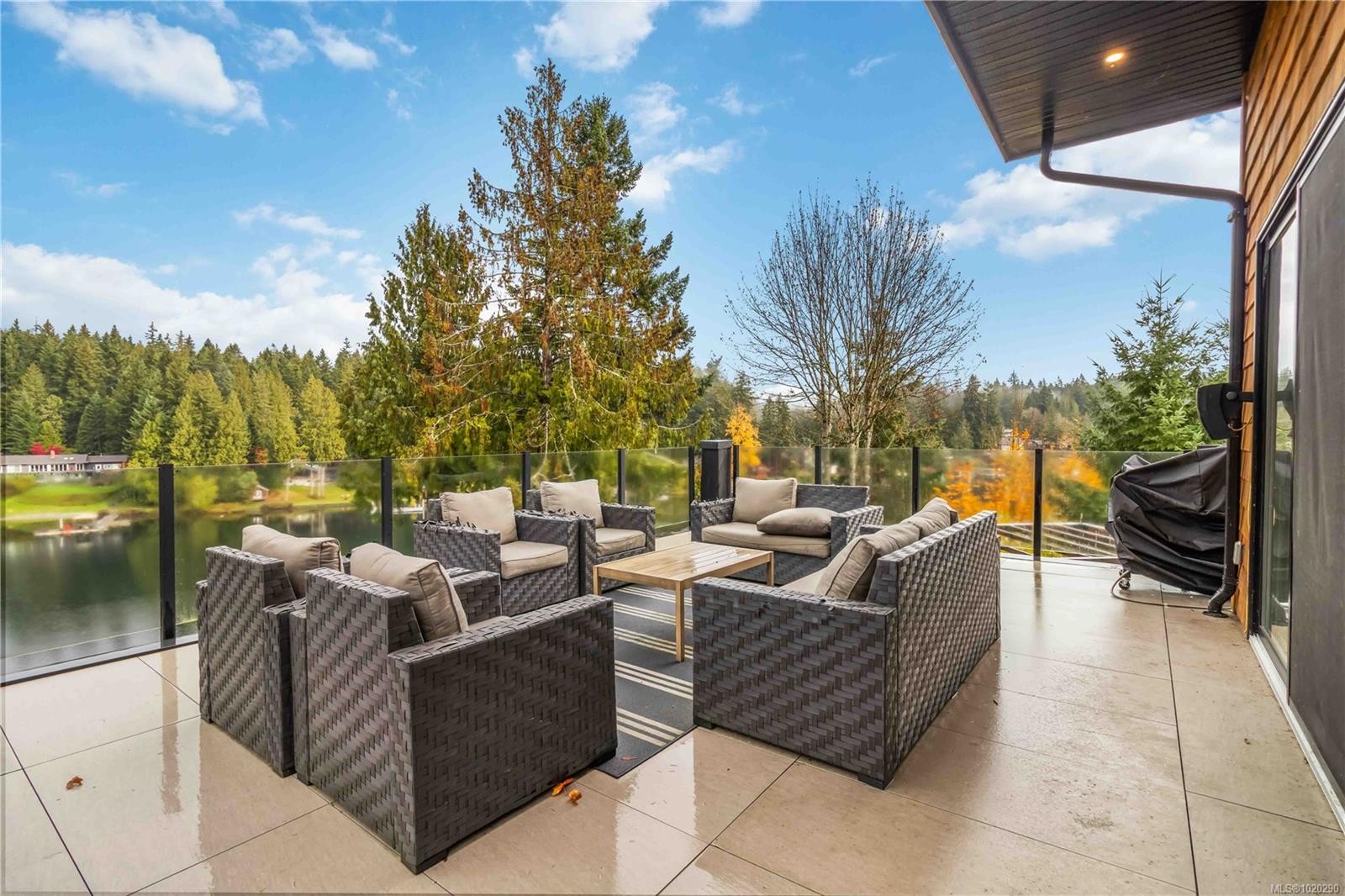 2710 Moncur Rd, Shawnigan Lake, BC