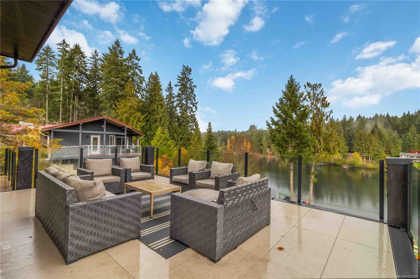 2710 Moncur Rd, Shawnigan Lake, BC
