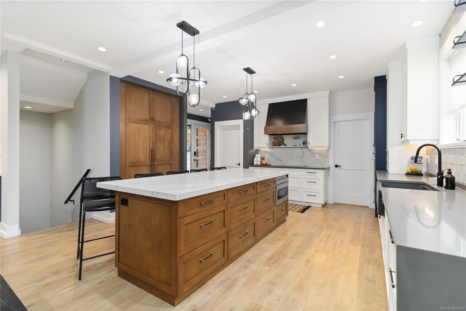 2710 Moncur Rd, Shawnigan Lake, BC