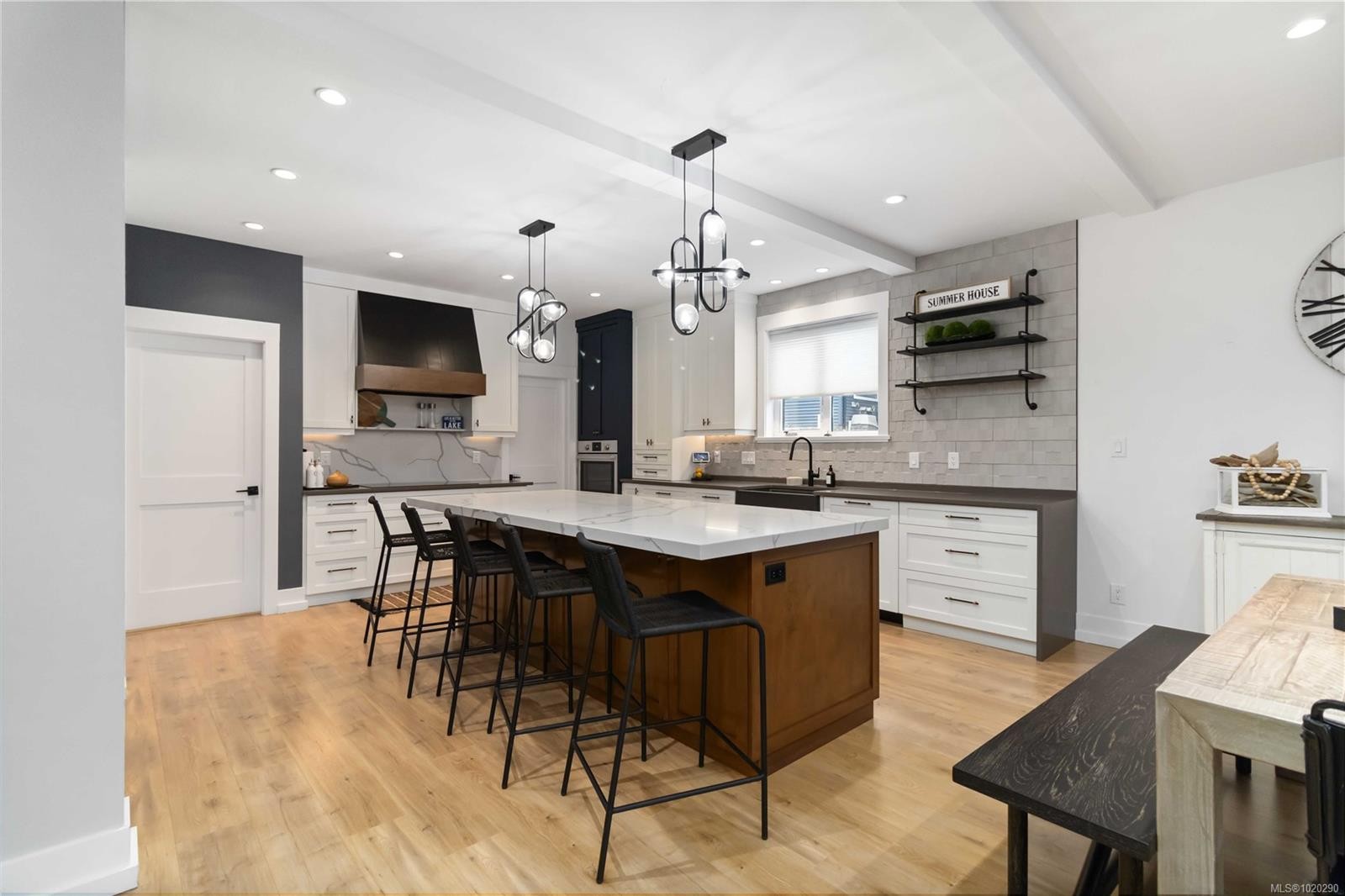 2710 Moncur Rd, Shawnigan Lake, BC