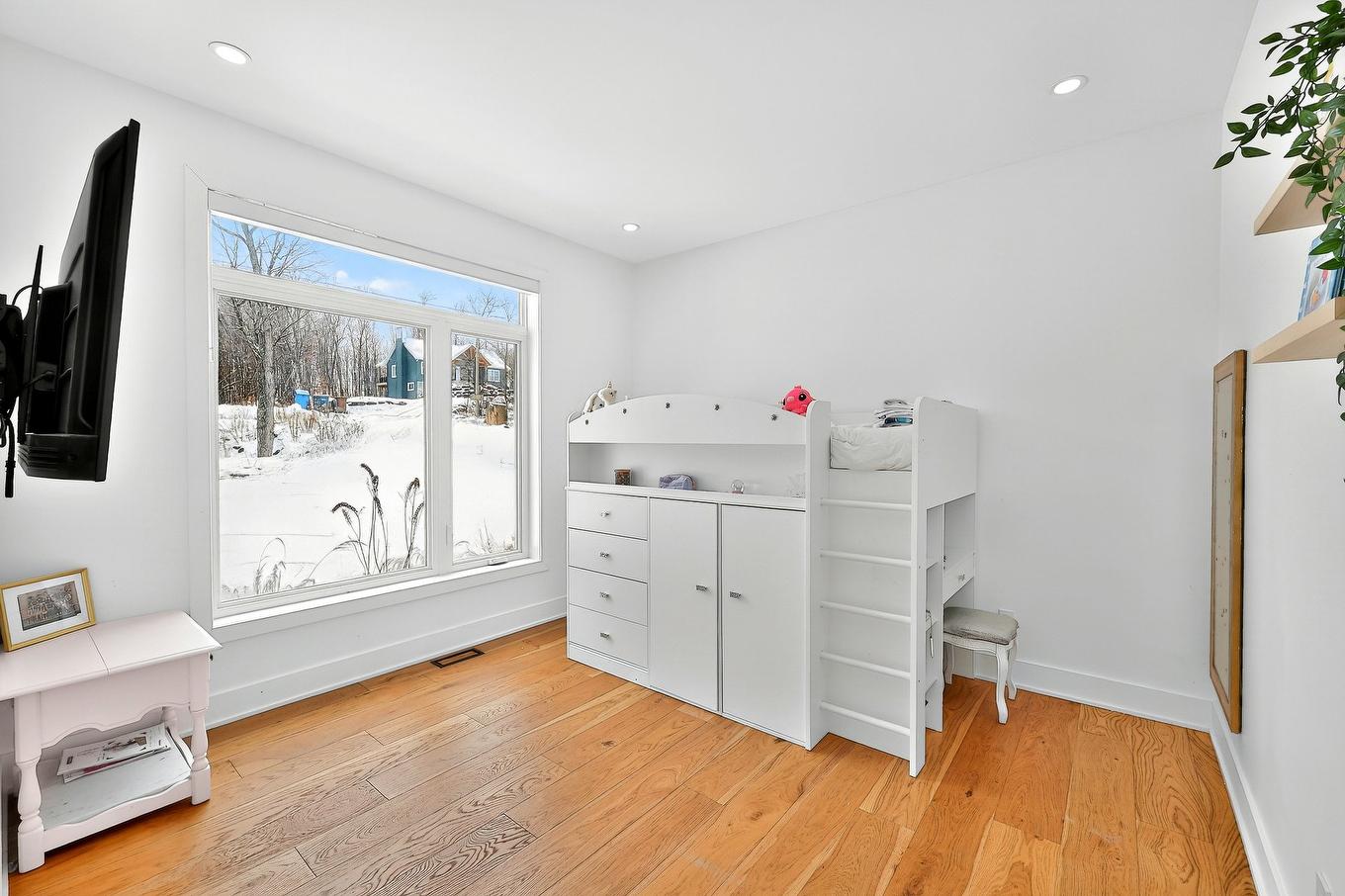 Chambre à coucher - 62 Rue Monette, Saint-Hippolyte, QC - Indoor