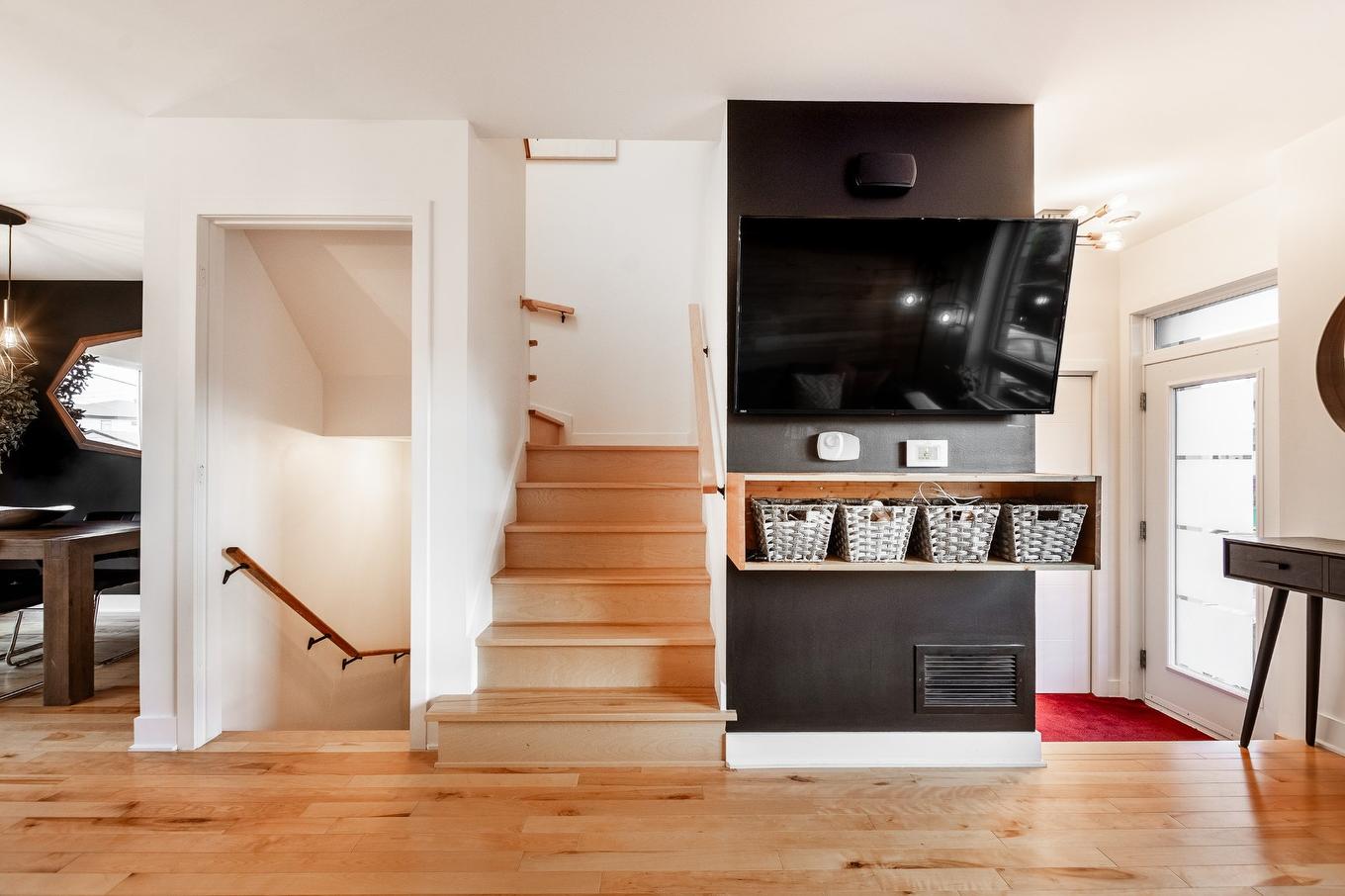 Salon - 1604 Rue Jean-Casgrain, Chambly, QC - Indoor