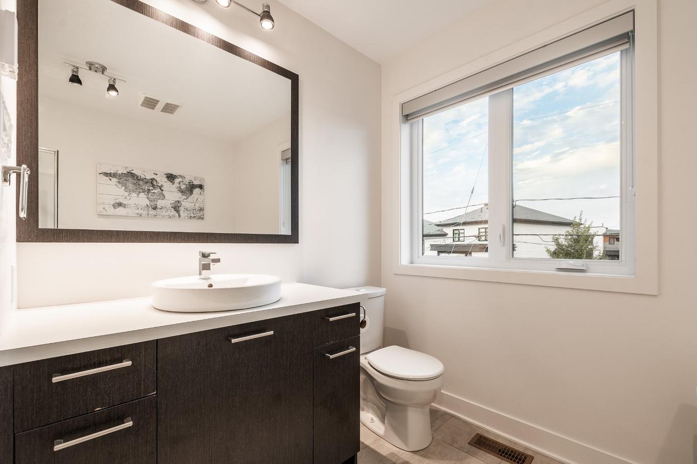 Salle de bains - 1604 Rue Jean-Casgrain, Chambly, QC - Indoor Photo Showing Bathroom