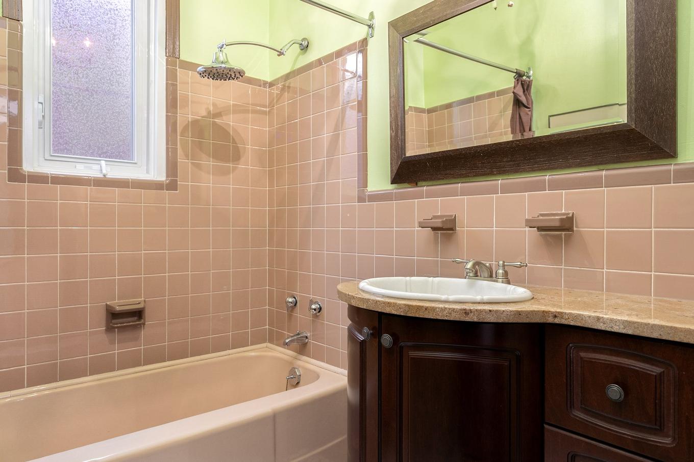 Salle de bains - 3567 Av. Girouard, Montréal (Côte-Des-Neiges/Notre-Dame-De-Grâce), QC - Indoor Photo Showing Bathroom