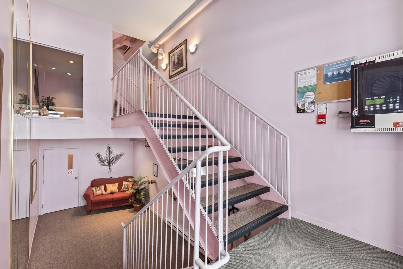 Exterior entrance - 306-5250 Rue Riviera, Montréal (Pierrefonds-Roxboro), QC - Indoor Photo Showing Other Room