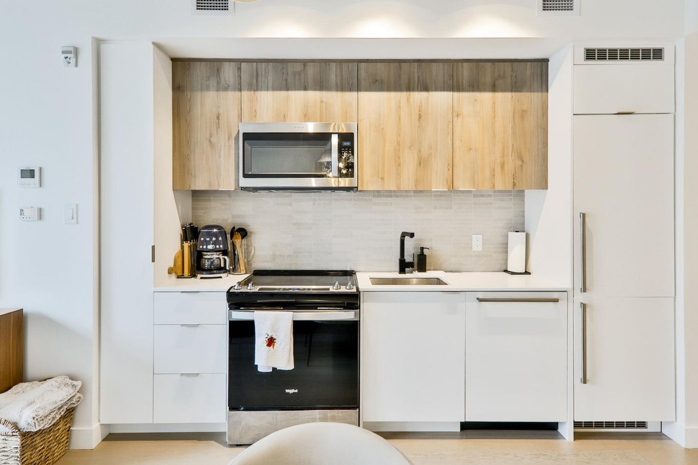 Kitchen - 524-200 Boul. Marcel-Laurin, Montréal (Saint-Laurent), QC - Indoor Photo Showing Kitchen