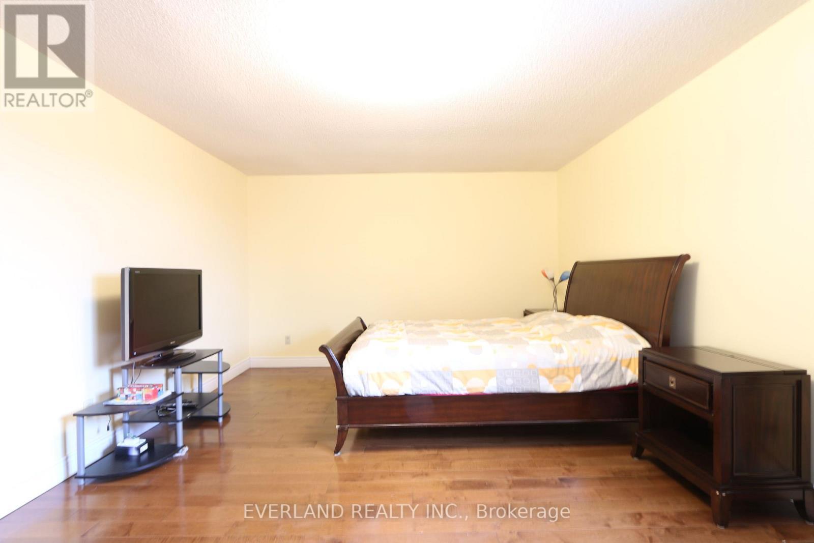 28 Bauer Crescent, Markham, ON - Indoor Photo Showing Bedroom