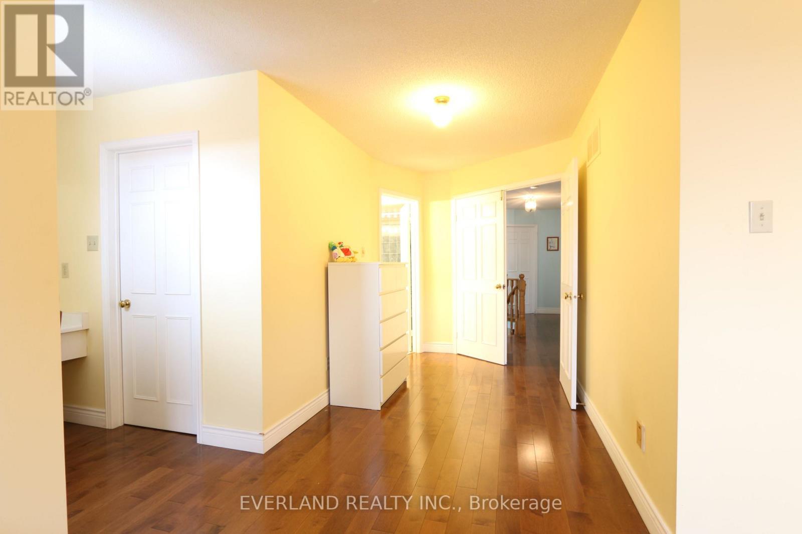 28 Bauer Crescent, Markham, ON - Indoor Photo Showing Other Room