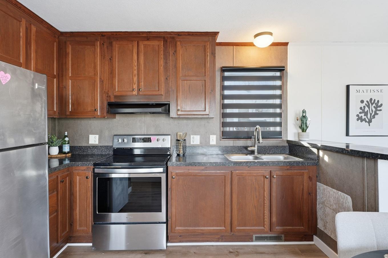 Cuisine - 17 6E Avenue O., Gatineau (Gatineau), QC - Indoor Photo Showing Kitchen With Double Sink