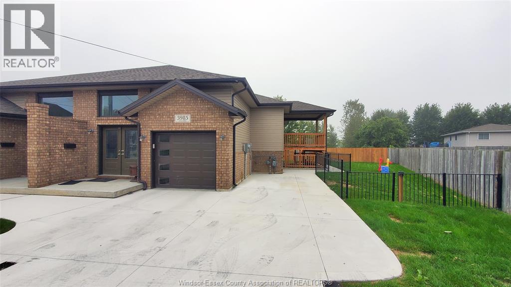 3985 Grand Marais Road East Unit# B, Windsor, ON - Outdoor