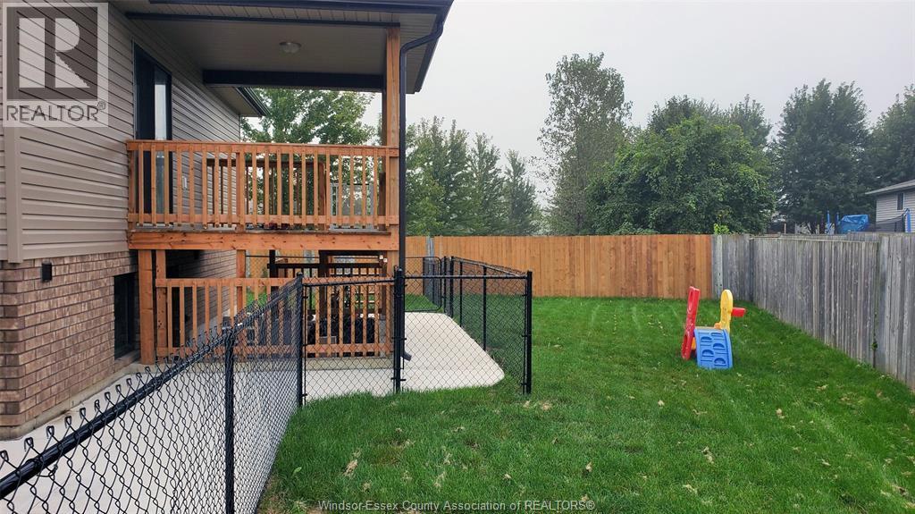 3985 Grand Marais Road East Unit# B, Windsor, ON - Outdoor