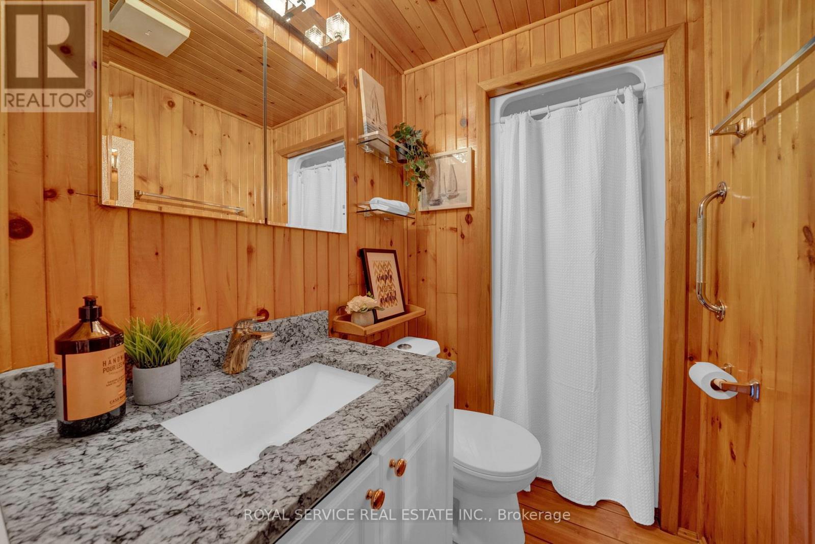 3 Piece Bathroom - 1039 Grace River Road, Highlands East (Monmouth), ON - Indoor Photo Showing Bathroom