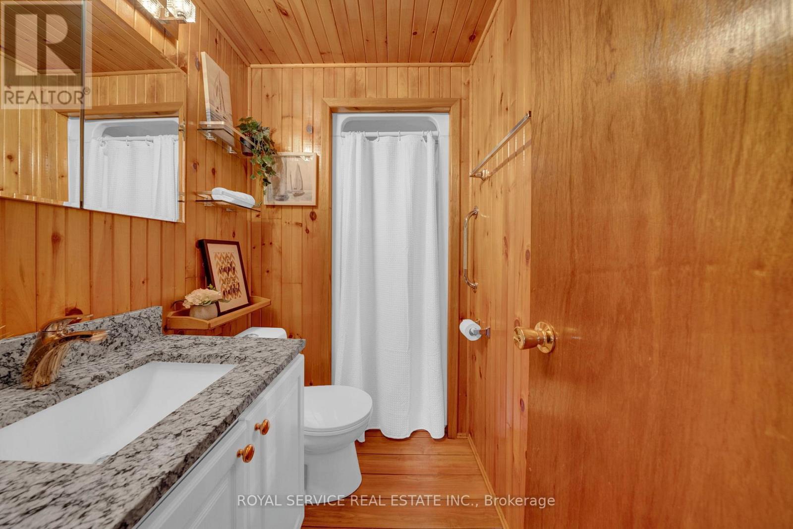 3 Piece Bathroom - 1039 Grace River Road, Highlands East (Monmouth), ON - Indoor Photo Showing Bathroom