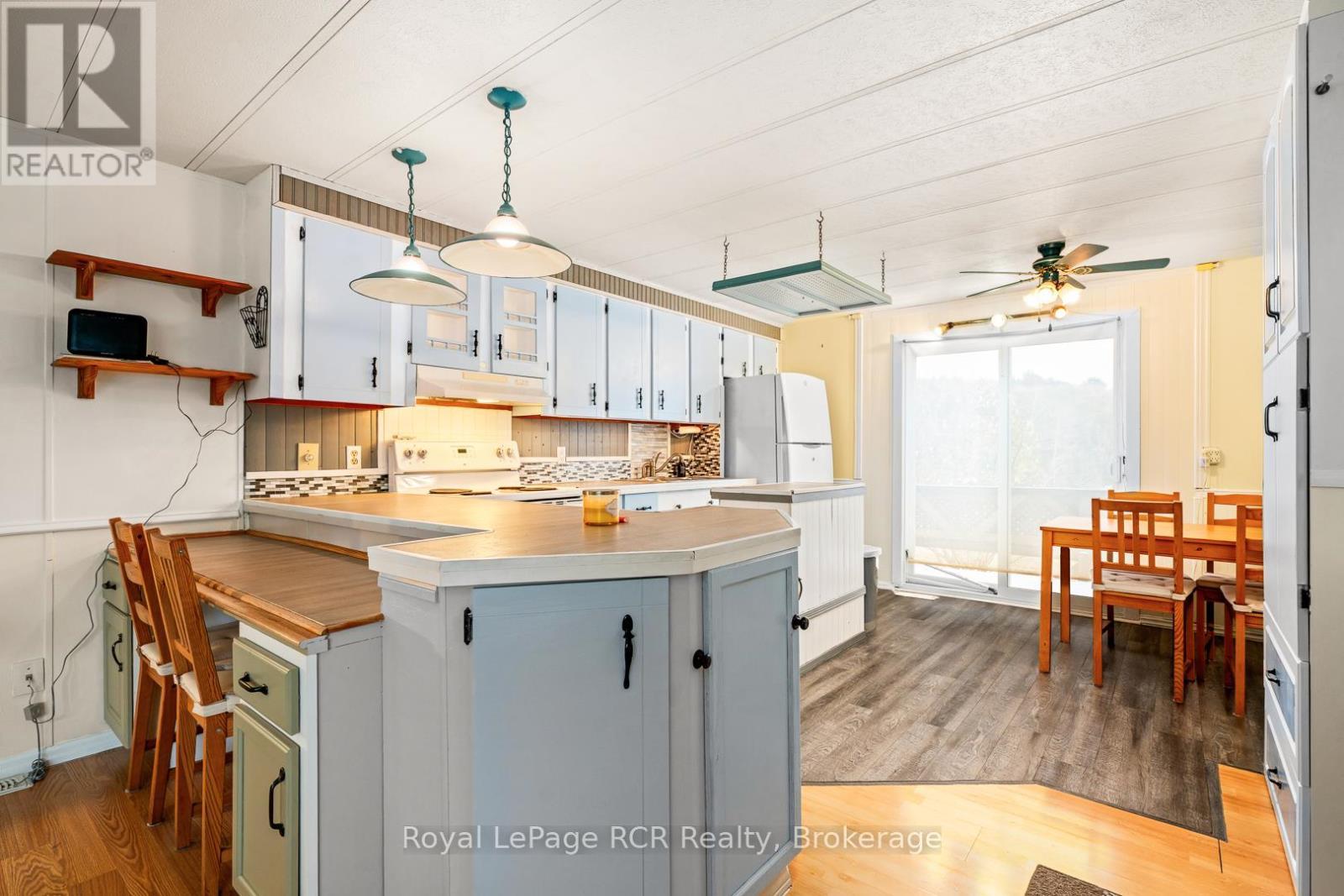 230 #3 Concession 4 Road, South Bruce, ON - Indoor Photo Showing Kitchen