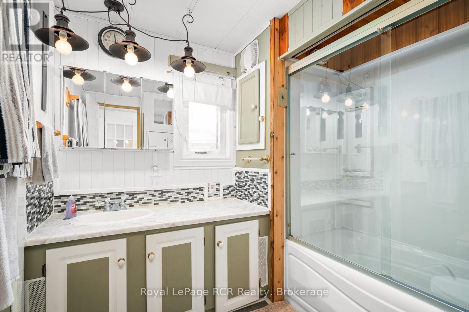 230 #3 Concession 4 Road, South Bruce, ON - Indoor Photo Showing Bathroom