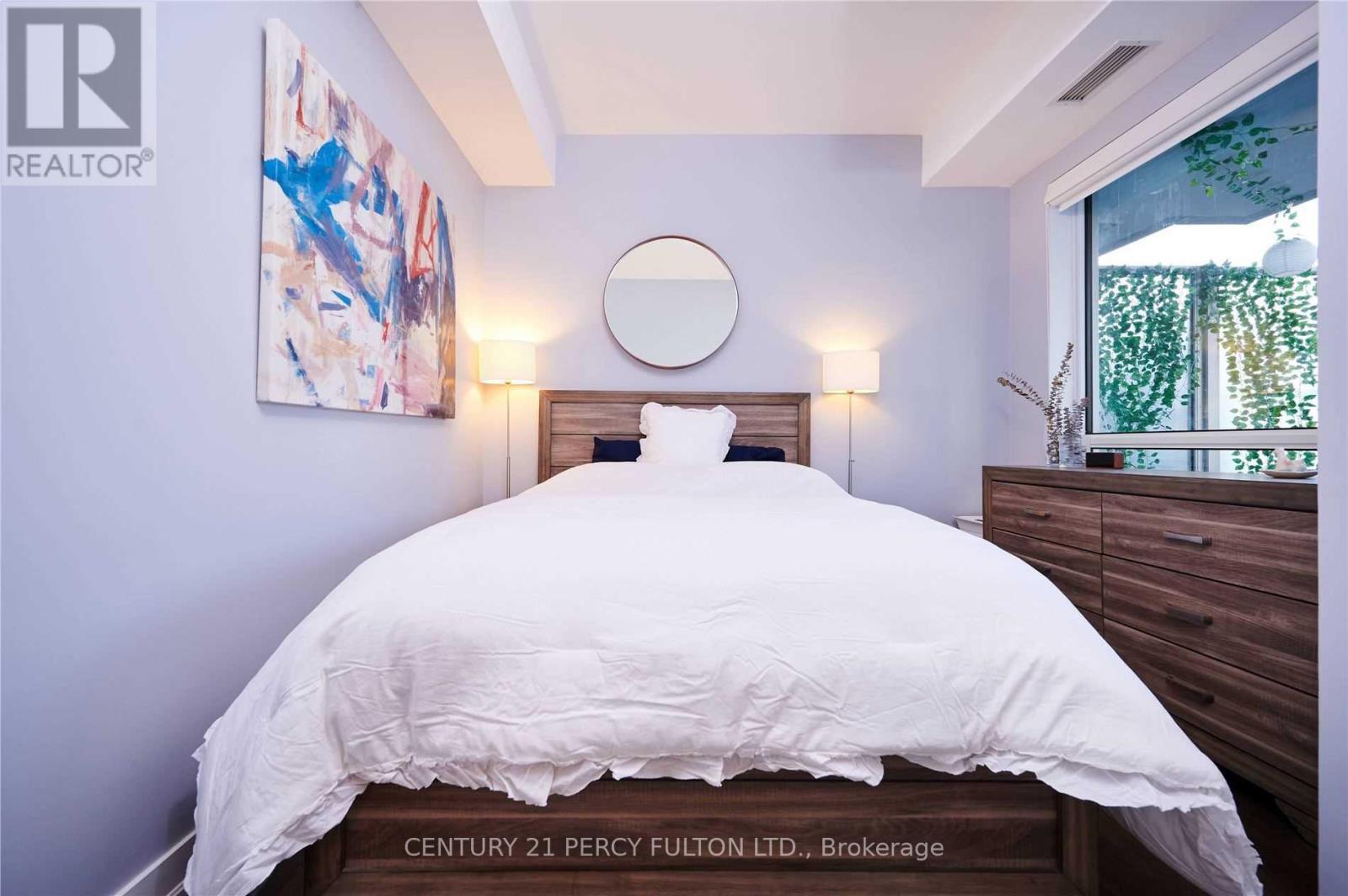 901 - 30 Nelson Street, Toronto, ON - Indoor Photo Showing Bedroom