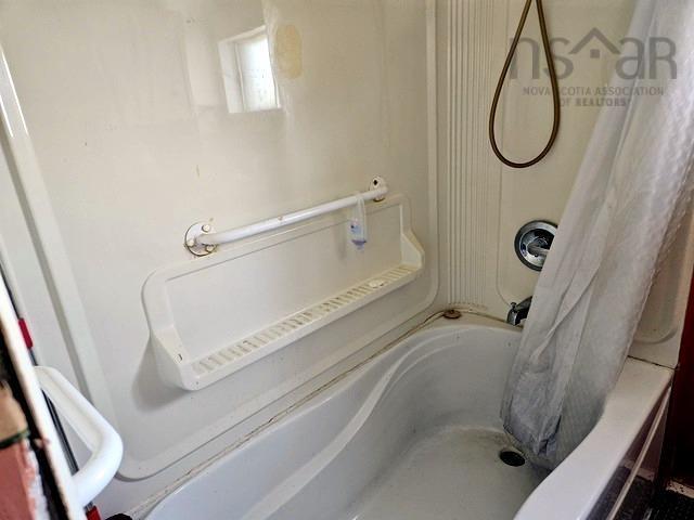 7272 Hwy #3, Upper Woods Harbour, NS - Indoor Photo Showing Bathroom