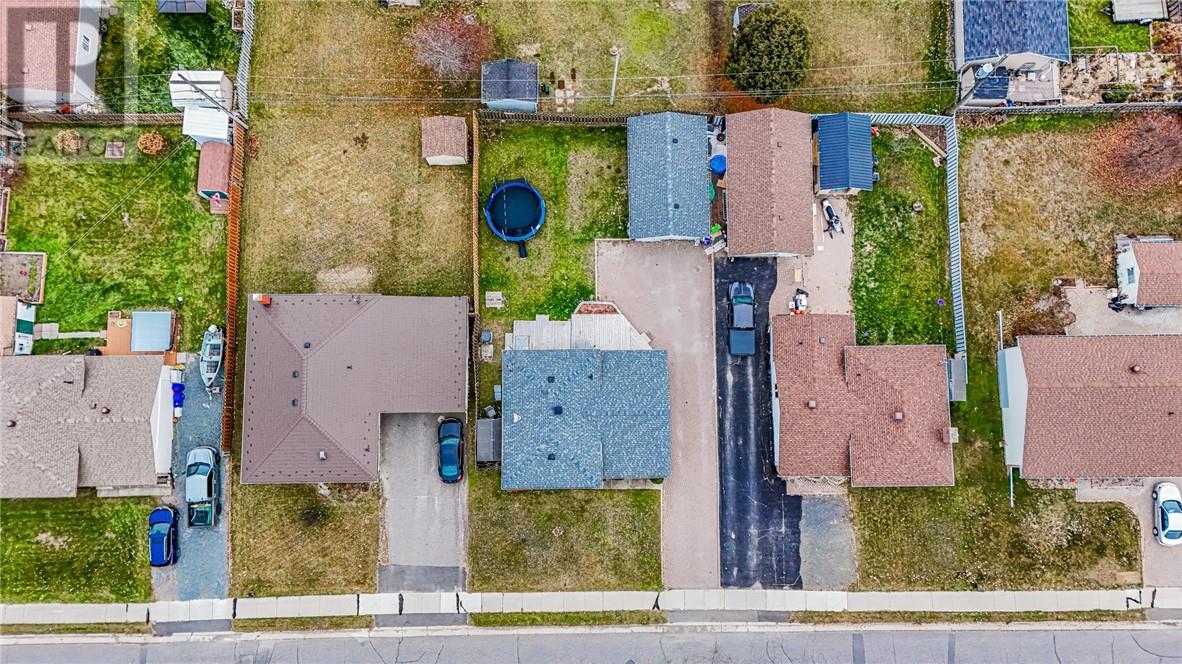 112 Pinellas Road, Chelmsford, ON - Outdoor