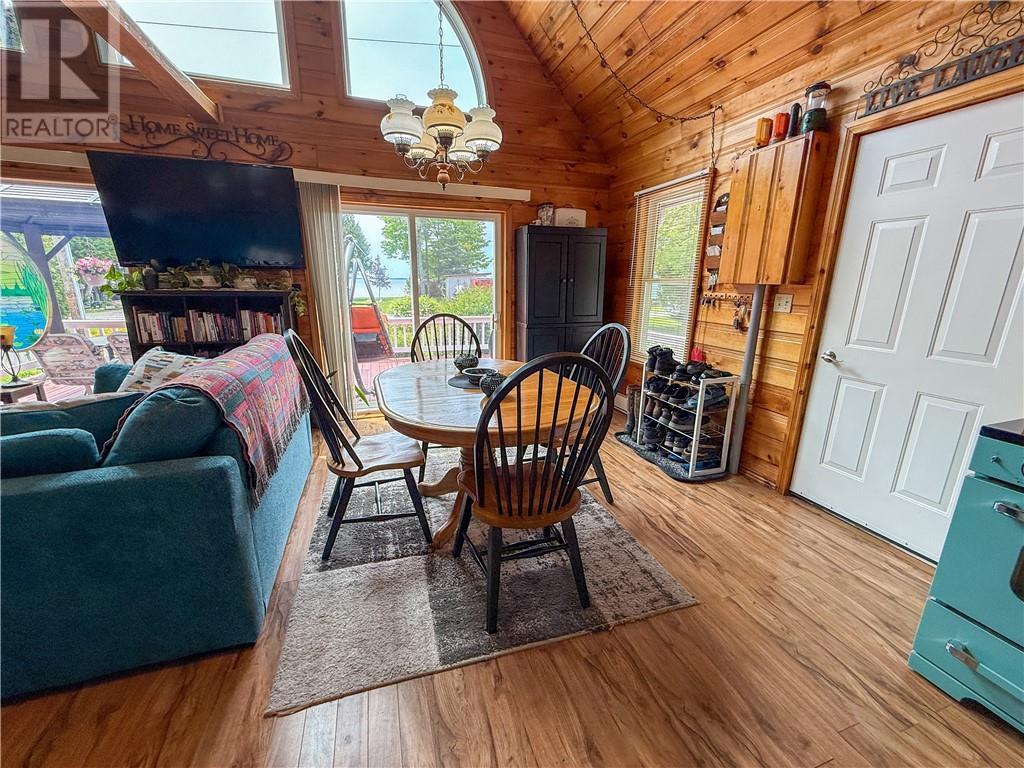 N/A Corbiere Road Unit# Lot Z5, M'Chigeeng, ON - Indoor Photo Showing Dining Room