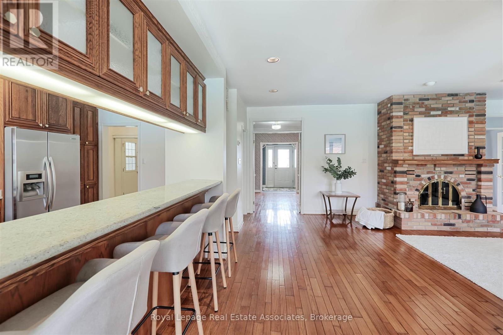 599 Lakeside Avenue, Mississauga, ON - Indoor With Fireplace