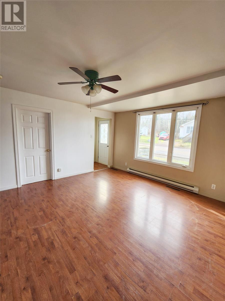 211 Main Street, Peterview, NL - Indoor Photo Showing Other Room