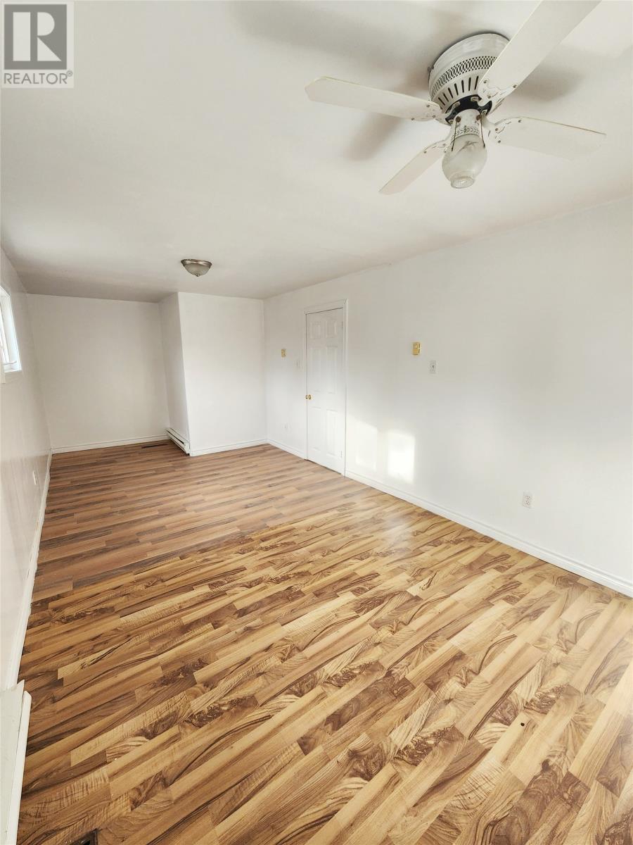 211 Main Street, Peterview, NL - Indoor Photo Showing Other Room
