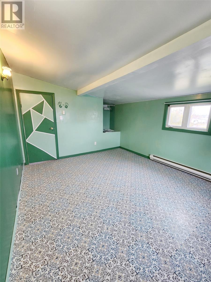 211 Main Street, Peterview, NL - Indoor Photo Showing Other Room