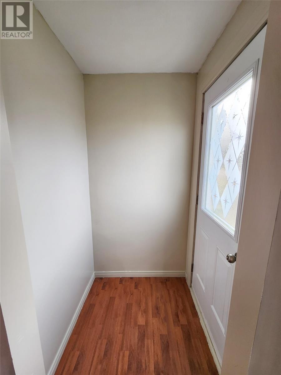 211 Main Street, Peterview, NL - Indoor Photo Showing Other Room