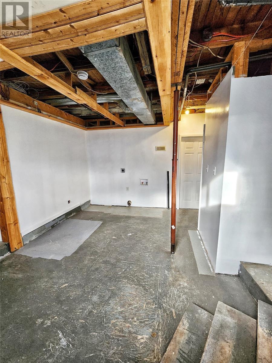 211 Main Street, Peterview, NL - Indoor Photo Showing Basement