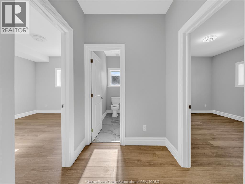 1663 Betts Avenue, Windsor, ON - Indoor Photo Showing Other Room